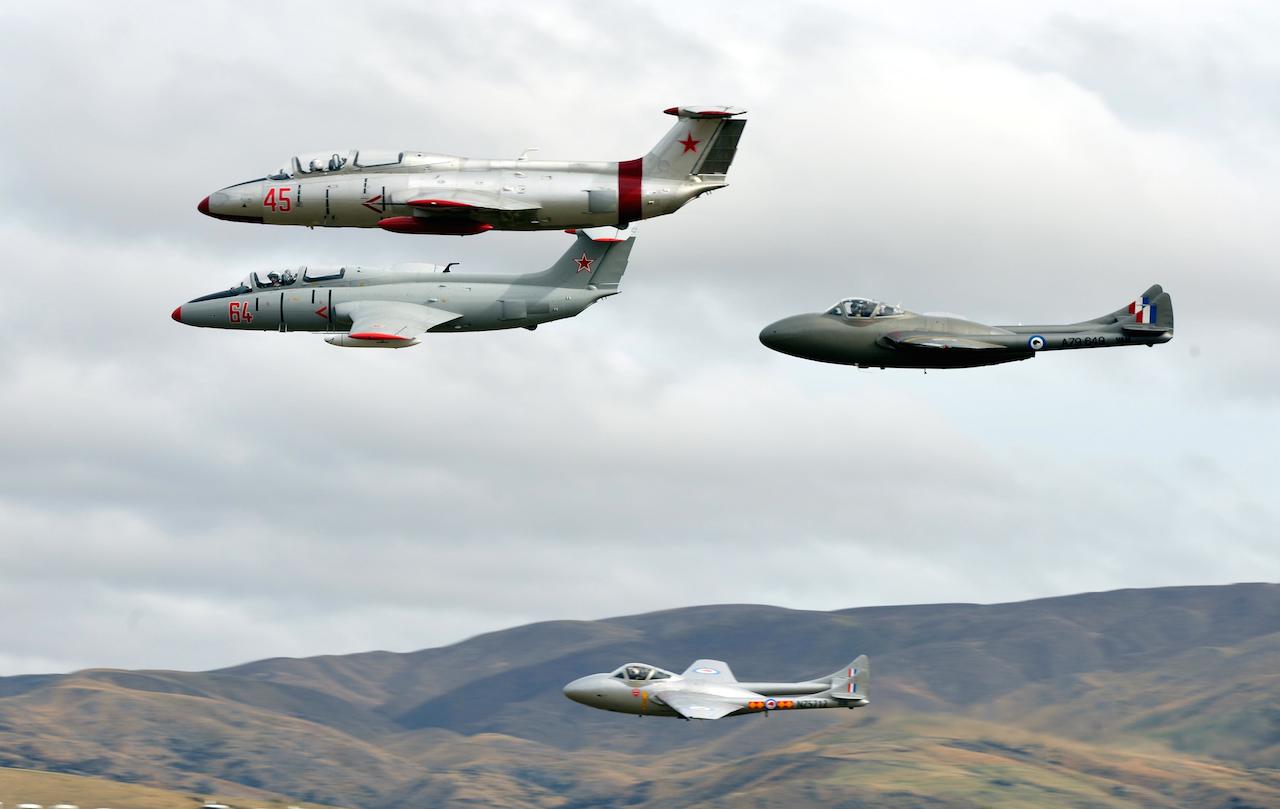 http://www.warbirdsnews.com/airshow-news/warbirds-wanaka-jet-race-report.html